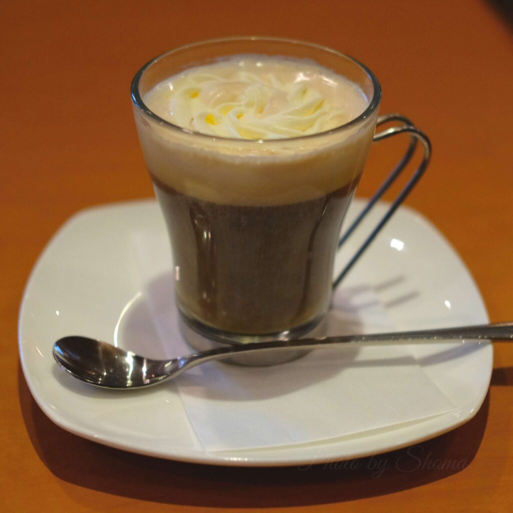 タンネ本店　アイリッシュコーヒー