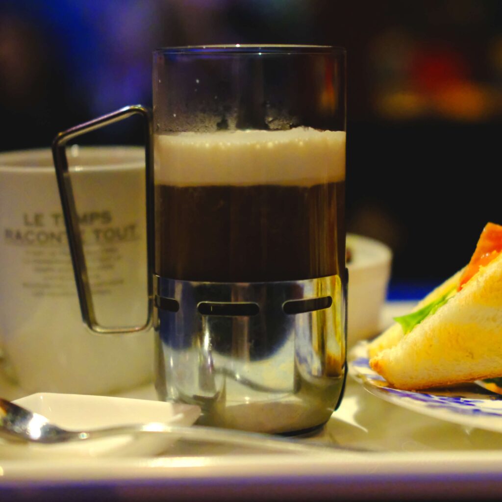 ギャラリー珈琲店　古瀬戸　アイリッシュコーヒー